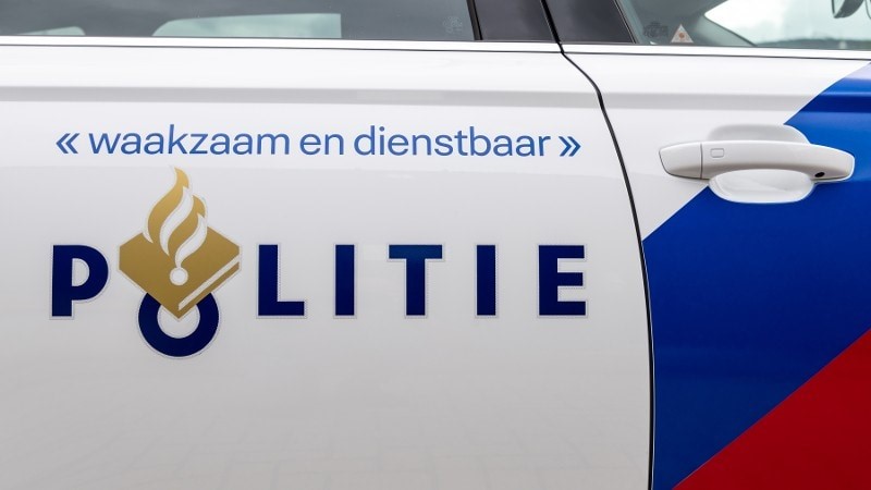 Dode bij botsing motor en vrachtwagen op Larserdreef