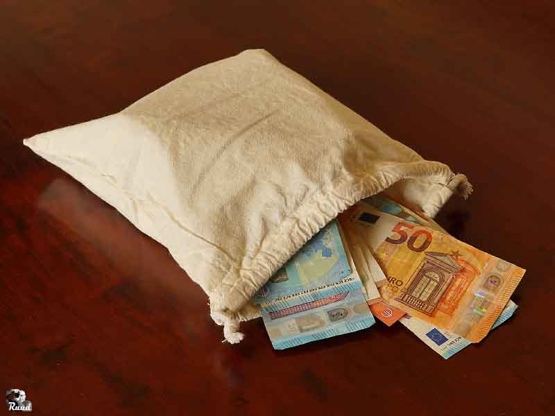 zak met geld