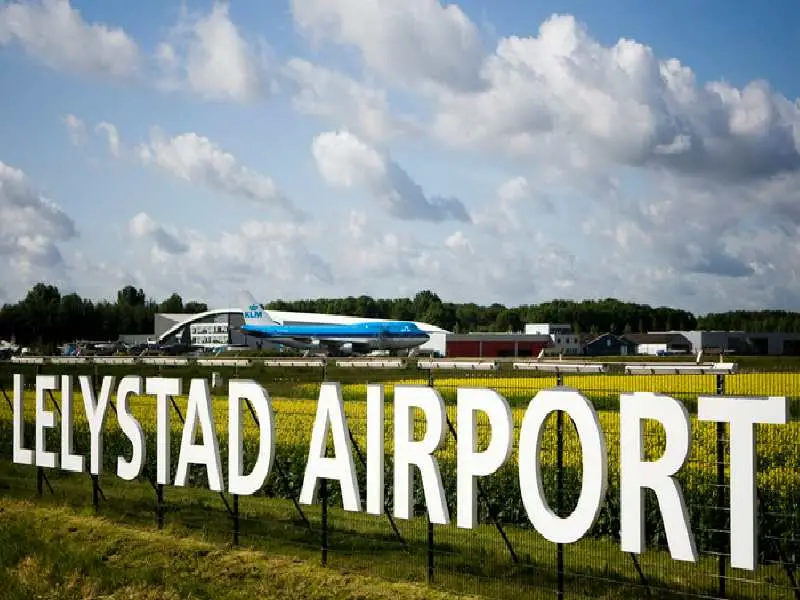 leefbaar zeewolde is tegen f35 straaljager vliegtuigen op lelystad airport 